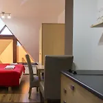Udanypobyt Przy Dolinach E I F