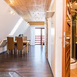 Apartamento Udanypobyt Przy Dolinach E I F *