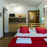 Apartamento Udanypobyt Przy Dolinach E I F Kościelisko