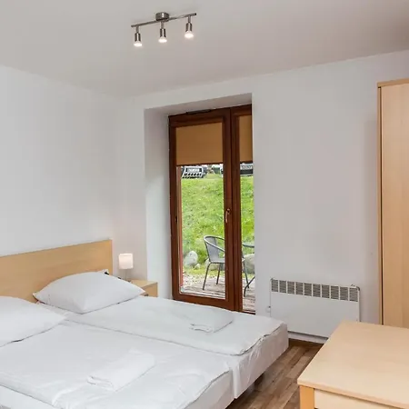 Udanypobyt Przy Dolinach E I F Apartment *