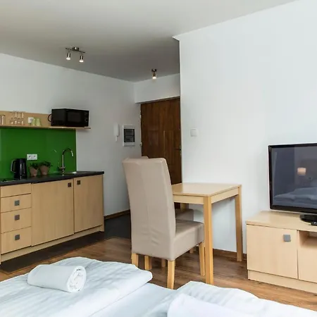 Udanypobyt Przy Dolinach E I F Apartment *
