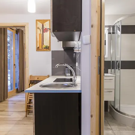 Udanypobyt Przy Dolinach E I F