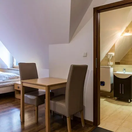 Udanypobyt Przy Dolinach E I F Apartment *