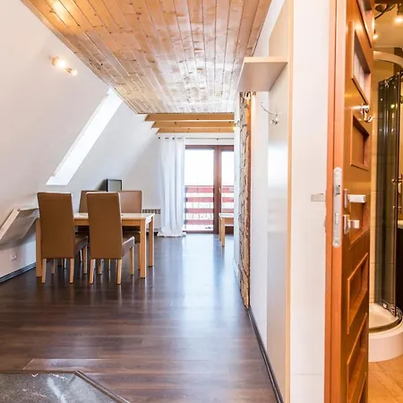 Apartament Udanypobyt Przy Dolinach E I F *