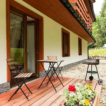 Udanypobyt Przy Dolinach E I F *