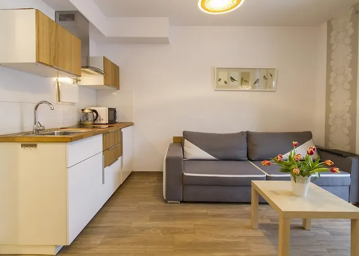 Udanypobyt Przy Dolinach E I F