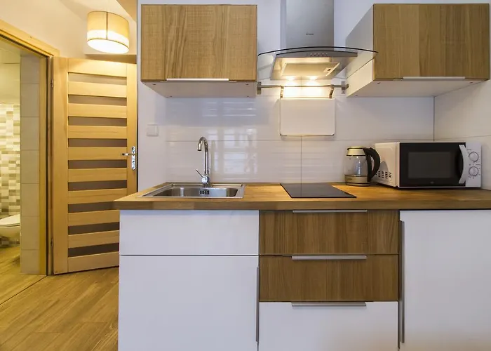 Udanypobyt Przy Dolinach E I F * كوشتيليسكا