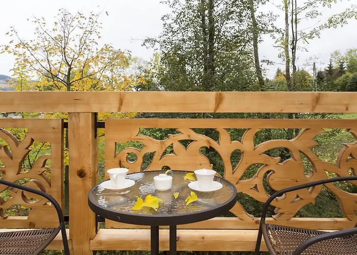 Udanypobyt Przy Dolinach E I F *