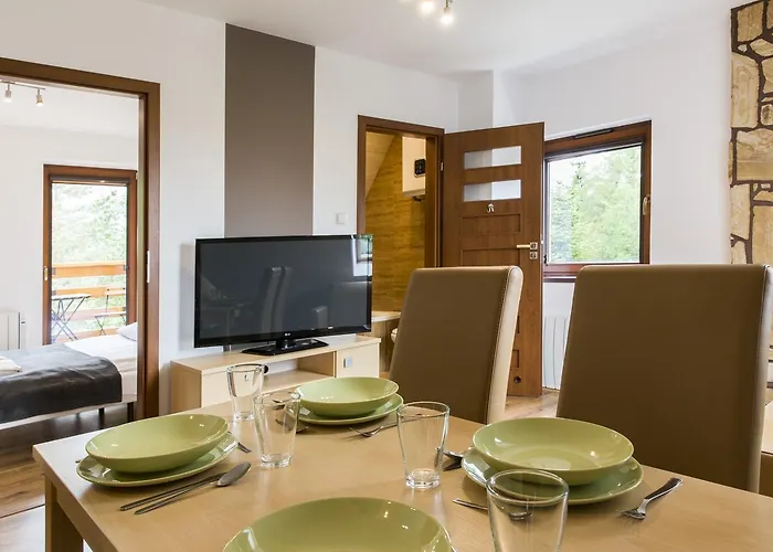 Udanypobyt Przy Dolinach E I F *