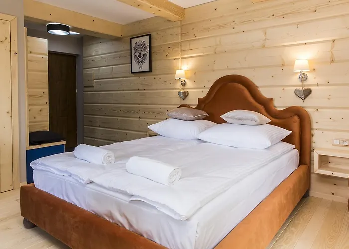 شقة Udanypobyt Przy Dolinach E I F كوشتيليسكا