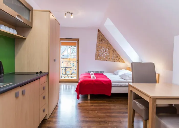 شقة Udanypobyt Przy Dolinach E I F كوشتيليسكا