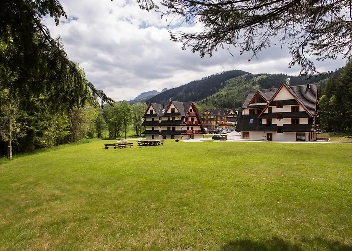 Udanypobyt Przy Dolinach E I F شقة كوشتيليسكا