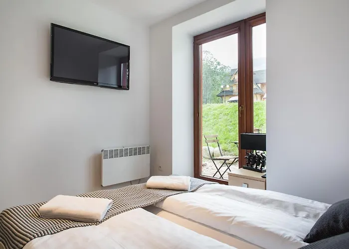 Udanypobyt Przy Dolinach E I F شقة كوشتيليسكا