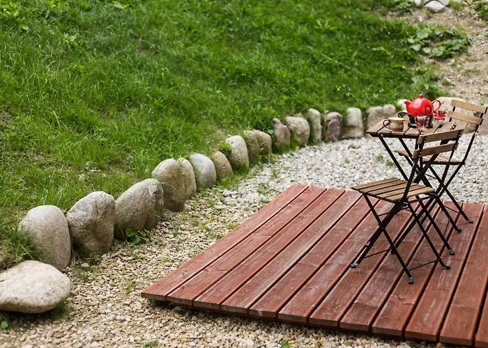 Udanypobyt Przy Dolinach E I F كوشتيليسكا