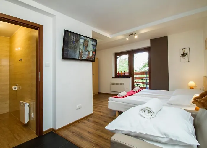 Udanypobyt Przy Dolinach E I F