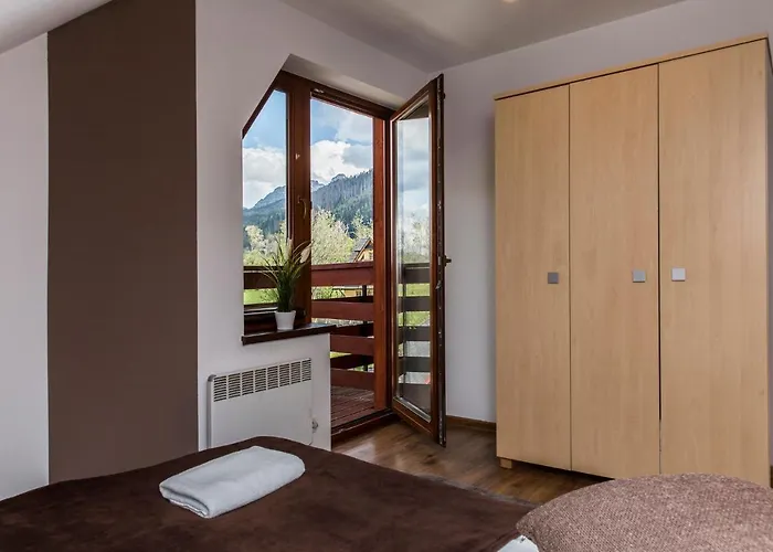 Udanypobyt Przy Dolinach E I F شقة كوشتيليسكا