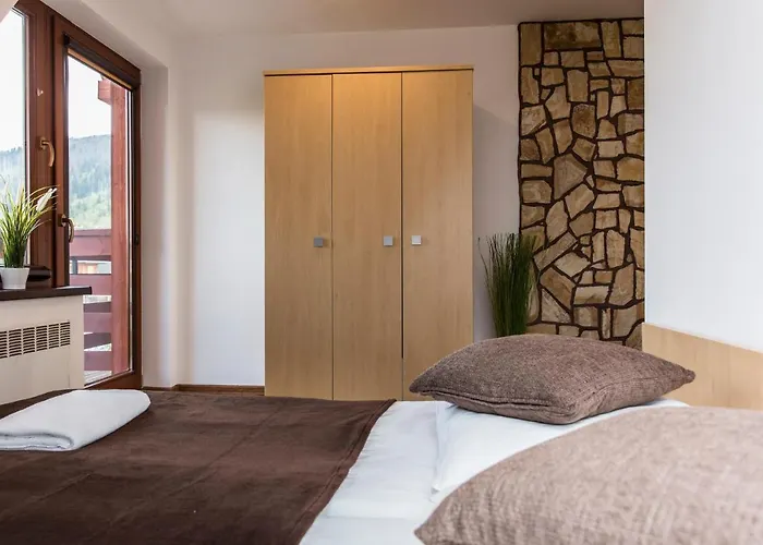 Udanypobyt Przy Dolinach E I F كوشتيليسكا